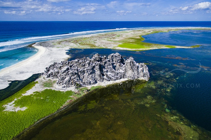 clipperton-rock-aerial